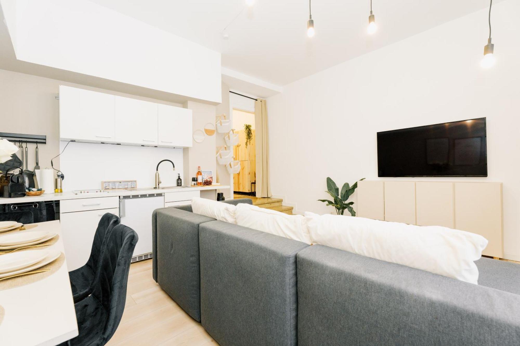 City-Apartment „Kreuzviertel-Lädchen“mit Parkplatz Munster  Buitenkant foto